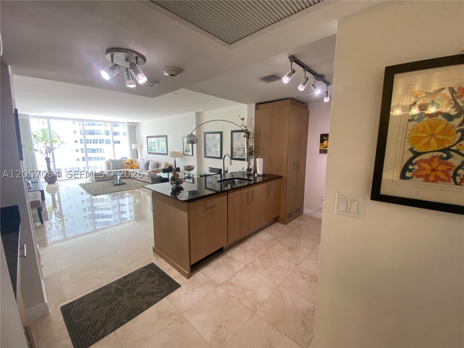 10275 Collins Ave #215, Bal Harbour FL 33154