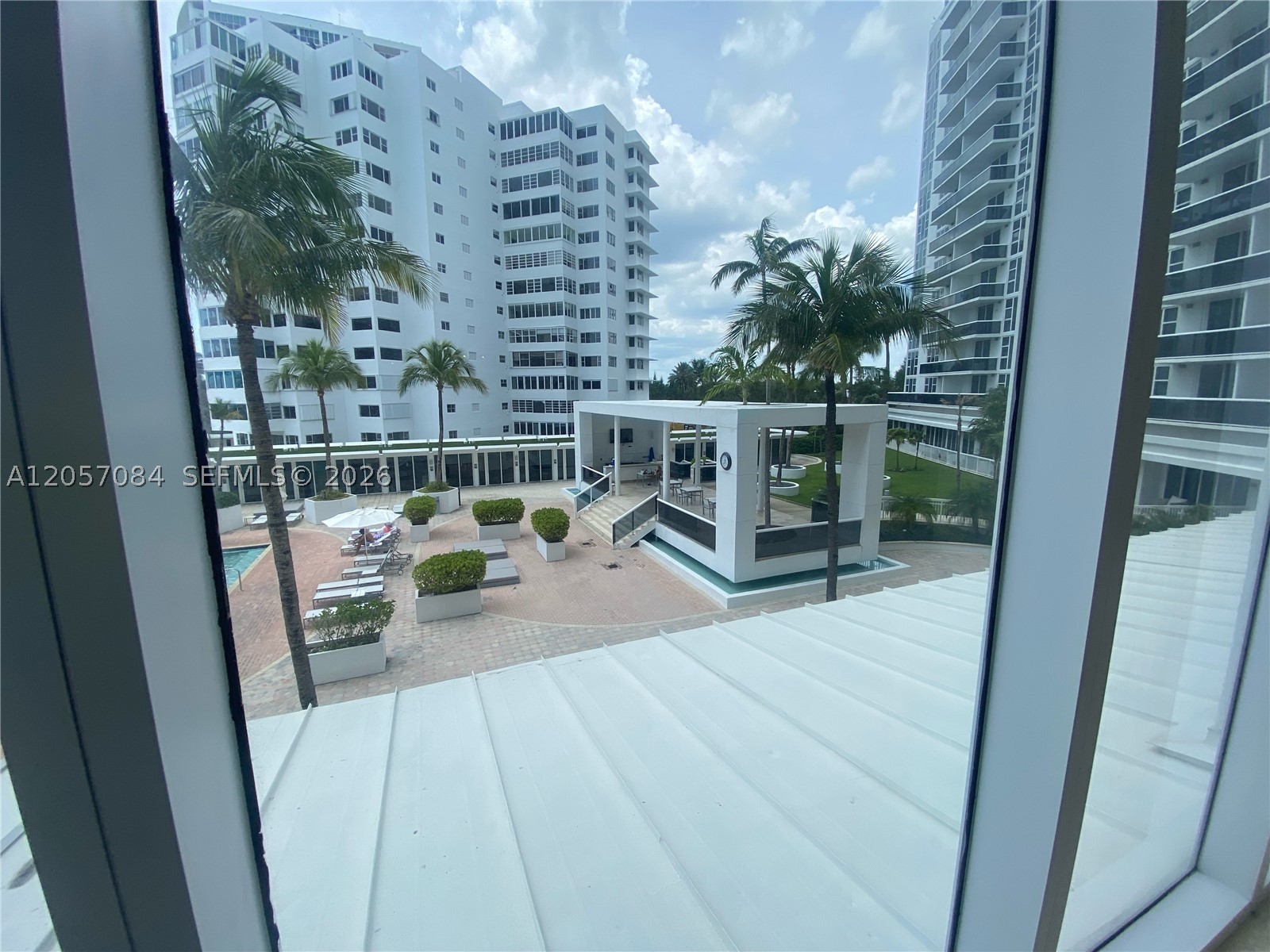 10275 Collins Ave #215, Bal Harbour FL 33154