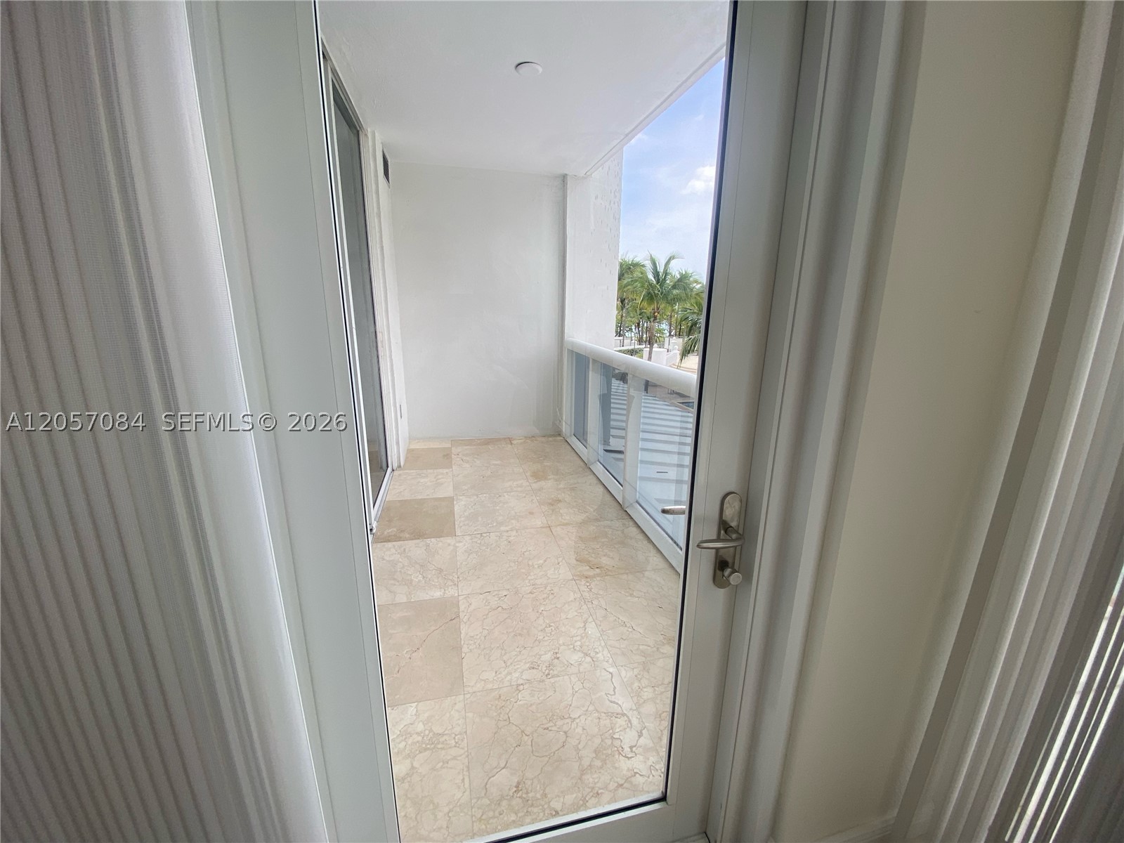 10275 Collins Ave #215, Bal Harbour FL 33154