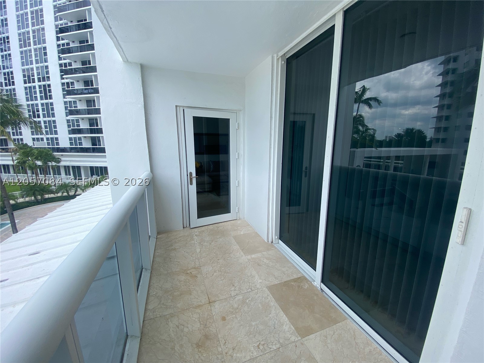10275 Collins Ave #215, Bal Harbour FL 33154