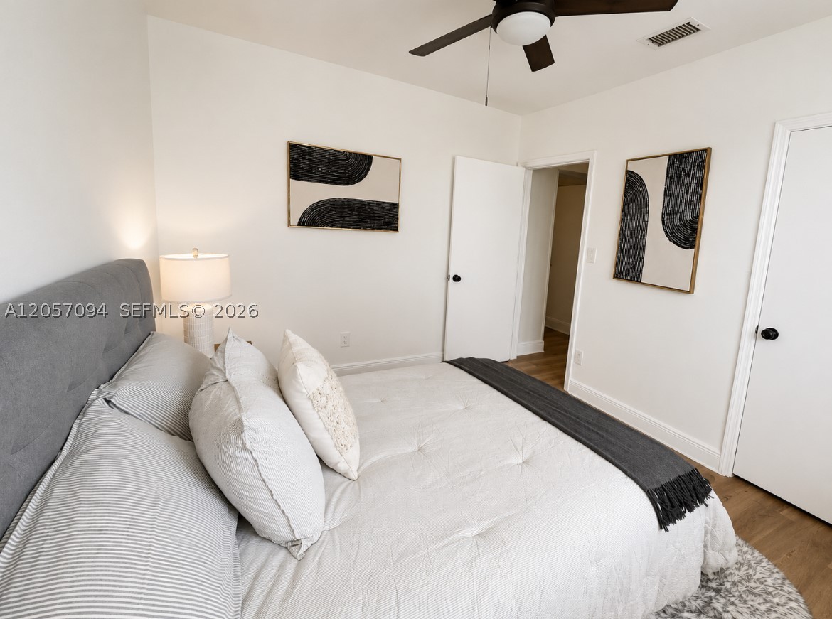 585 NE 121st St, North Miami FL 33161