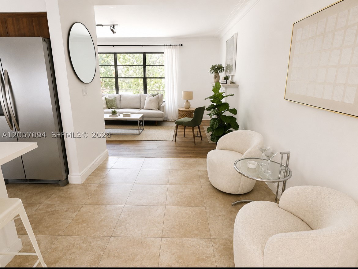 585 NE 121st St, North Miami FL 33161