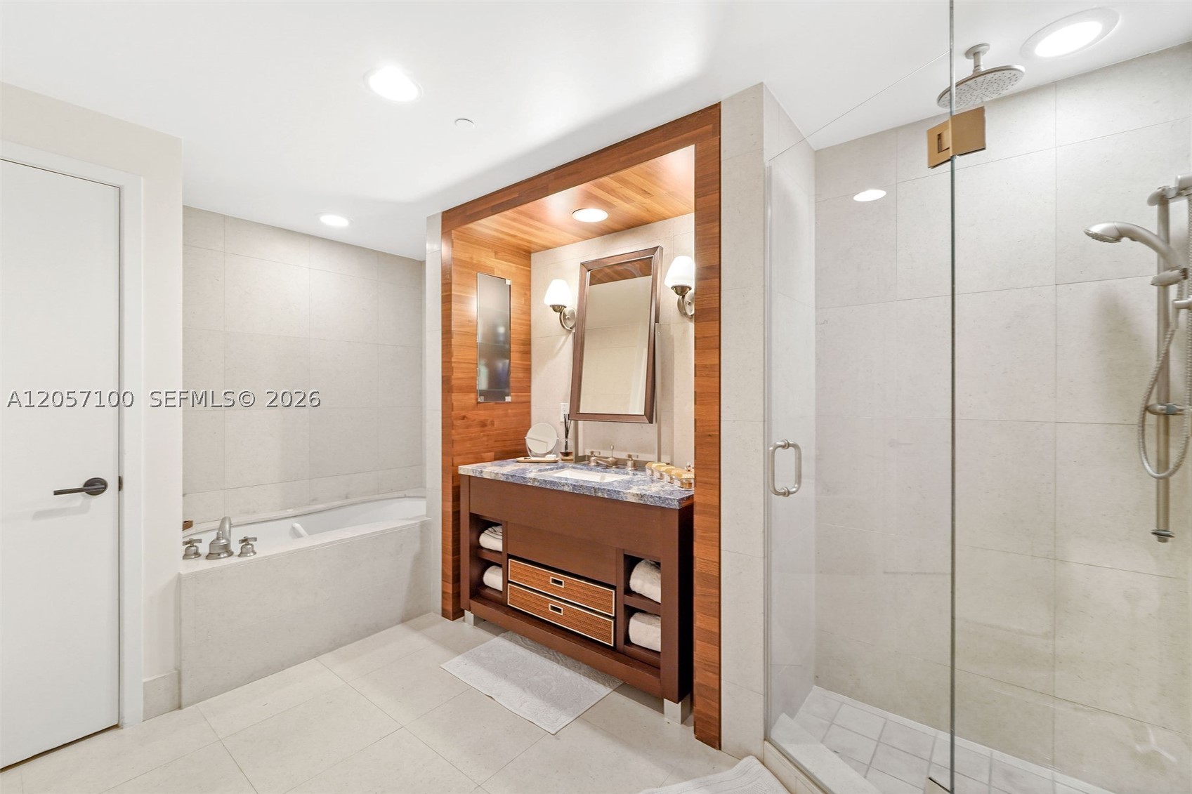 6799 Collins Ave #1103, Miami Beach FL 33141