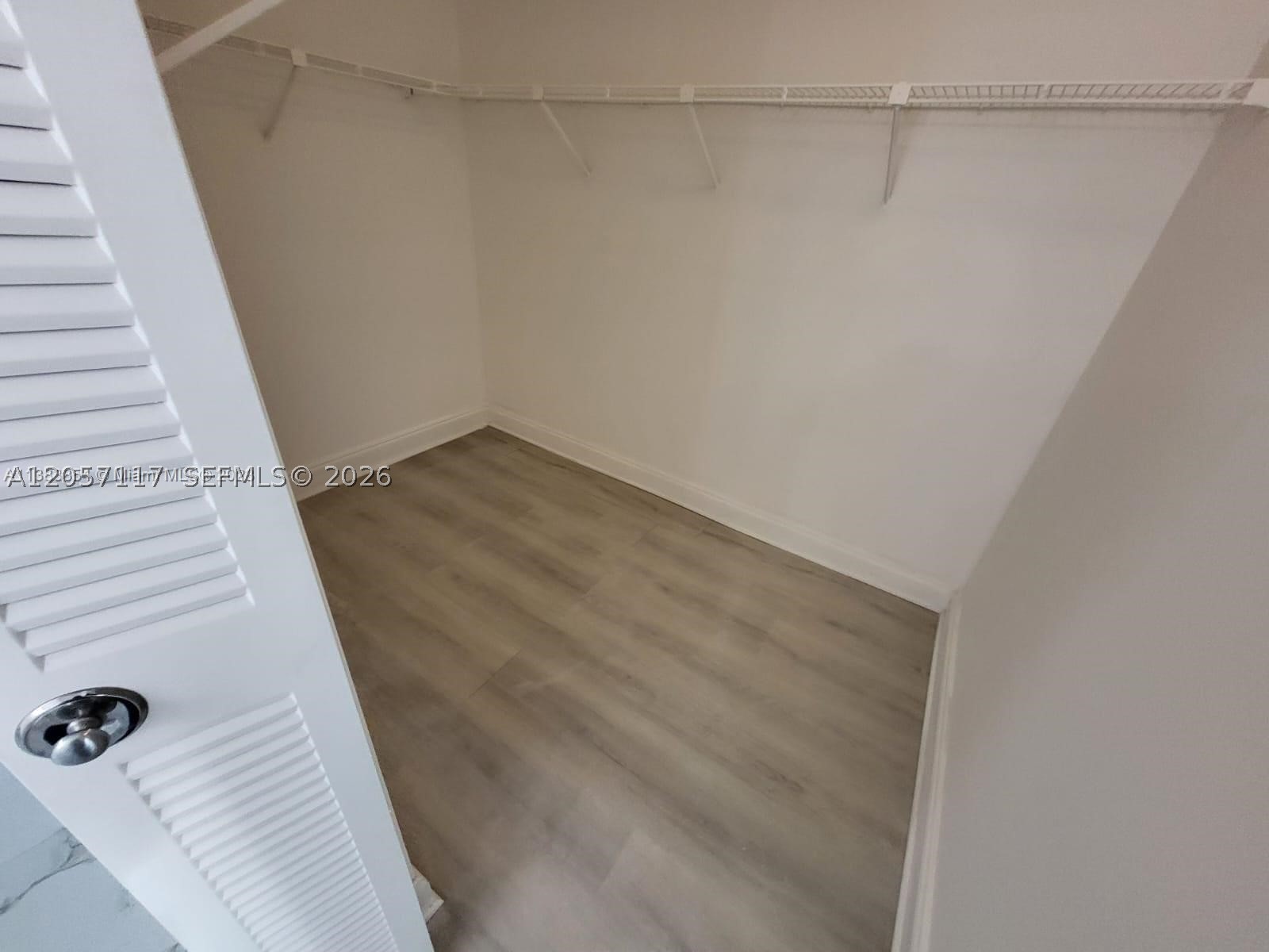 8670 SW 212th St #306, Cutler Bay FL 33189