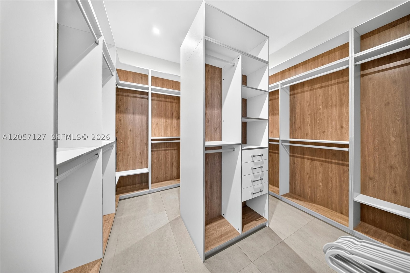 3059 Carter St #3059, Miami FL 33133