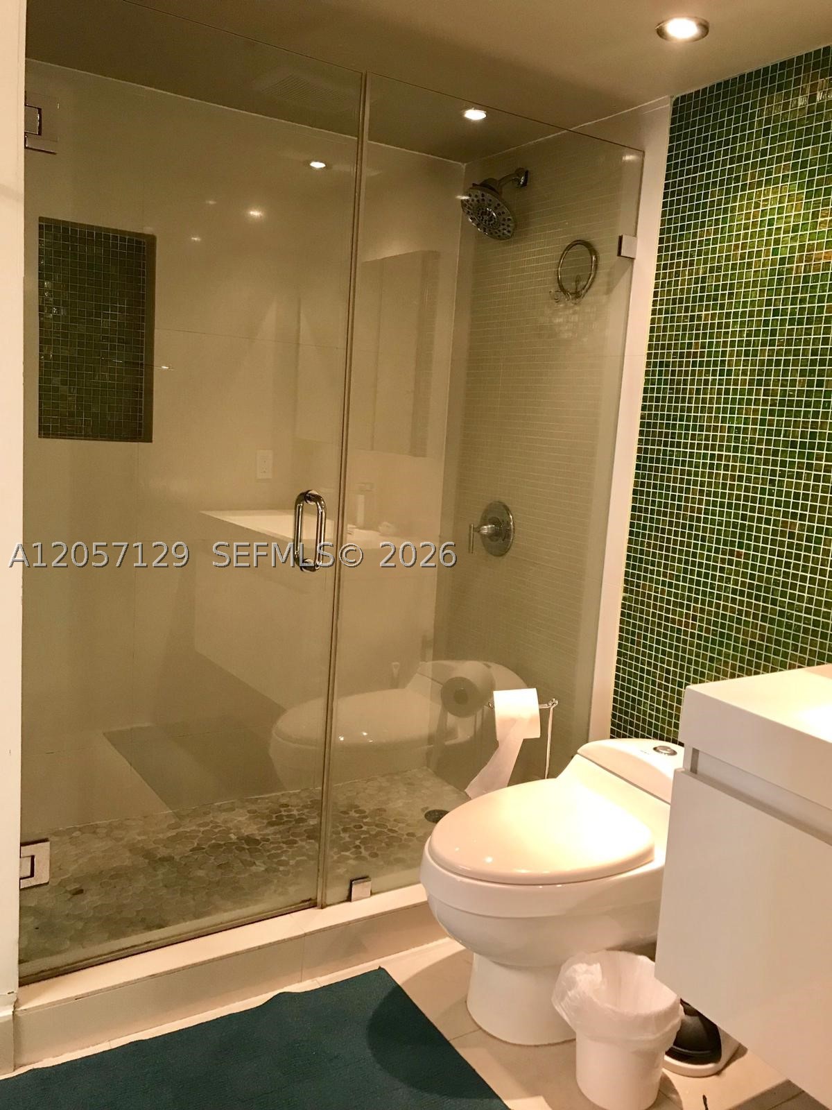 1200 Brickell Bay Dr #2418, Miami FL 33131