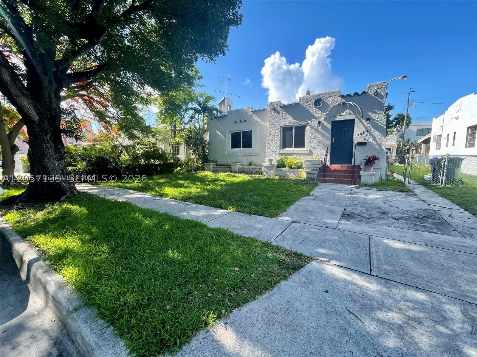 1520 SW 10th St, Miami FL 33135