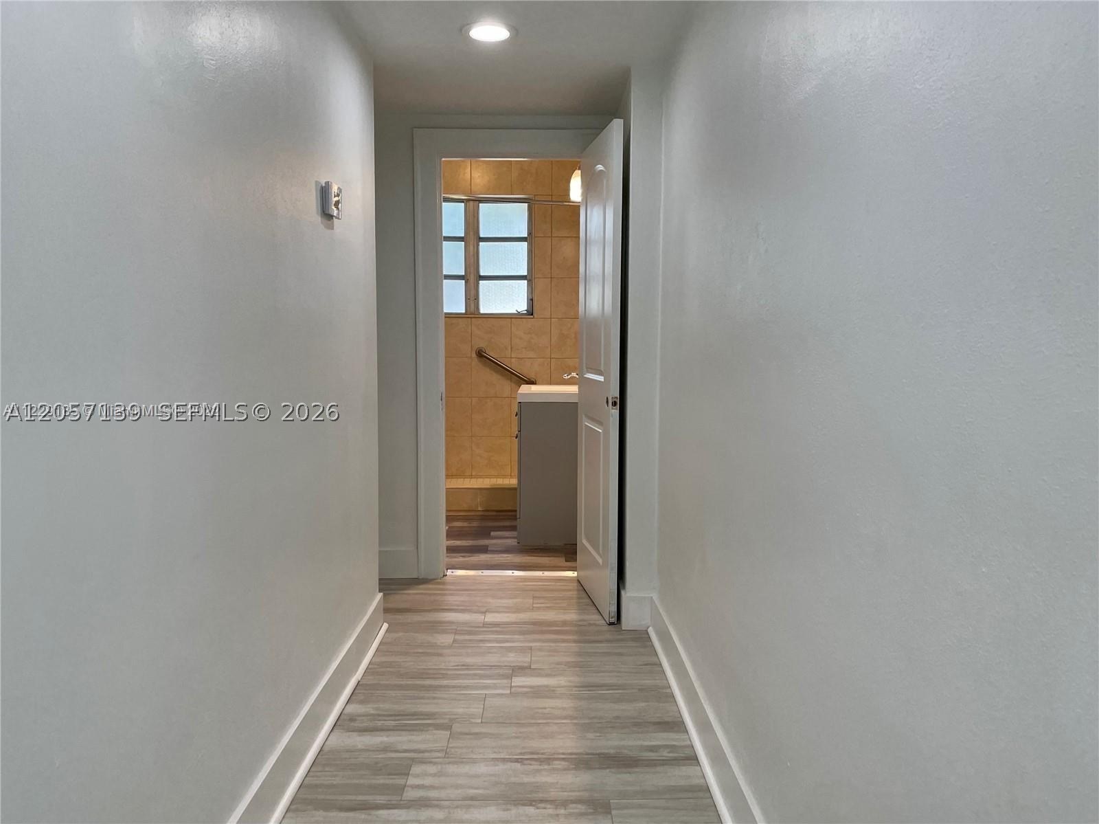 1520 SW 10th St, Miami FL 33135