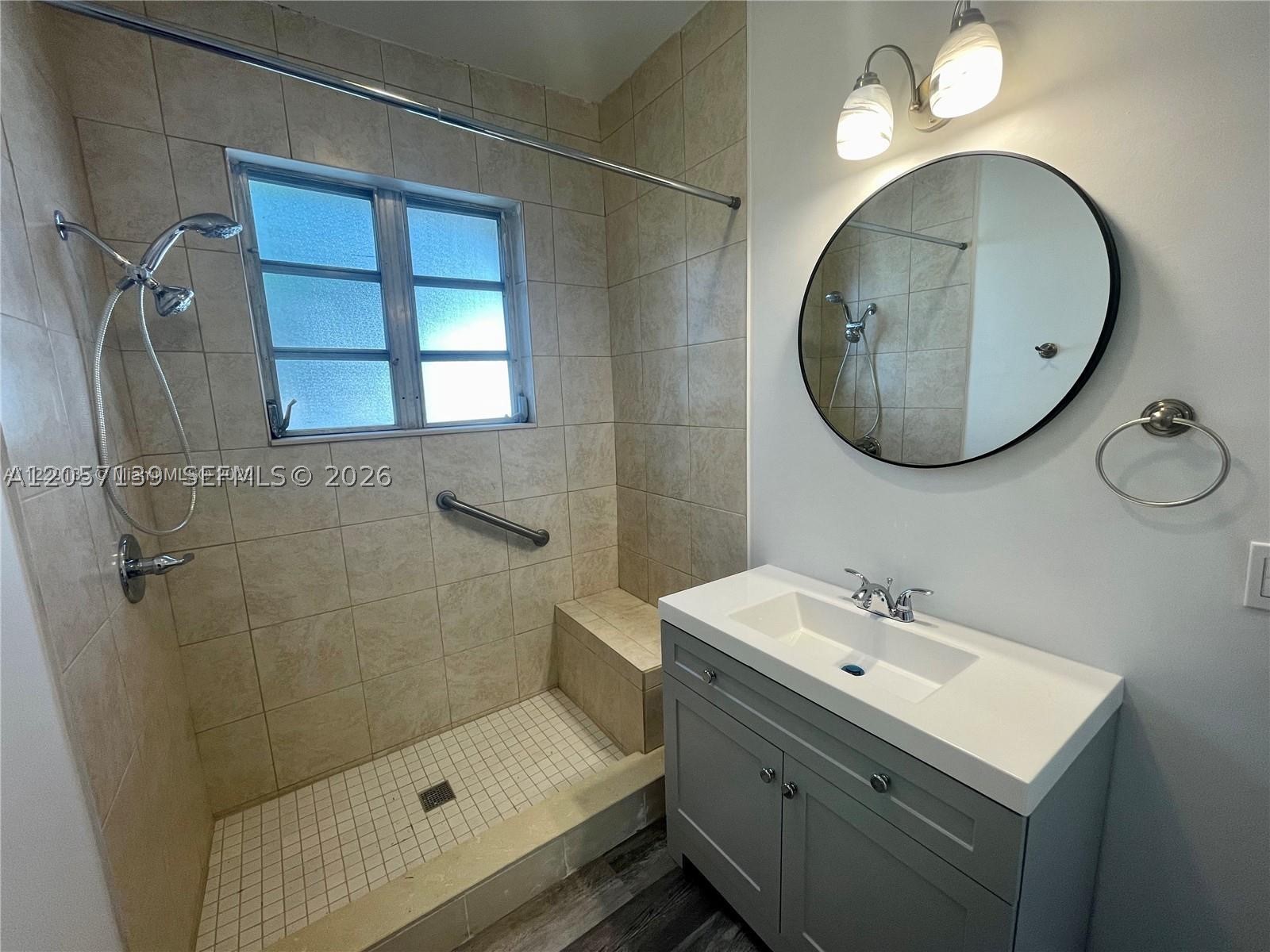 1520 SW 10th St, Miami FL 33135