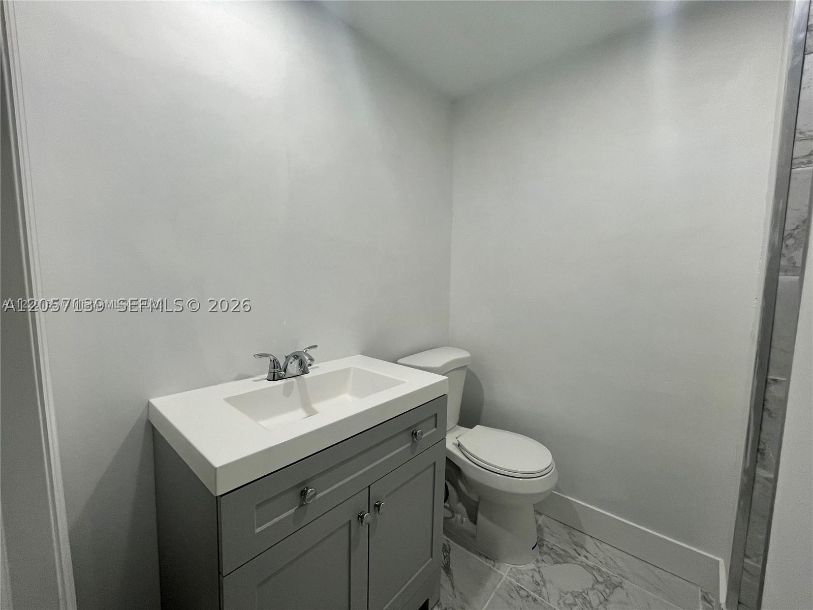 1520 SW 10th St, Miami FL 33135