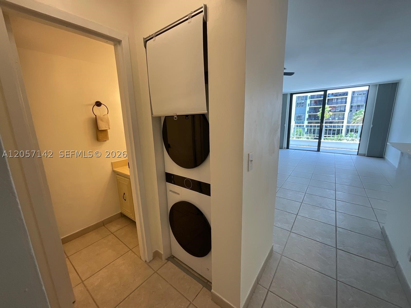 200 SE 15th Rd #7H, Miami FL 33129