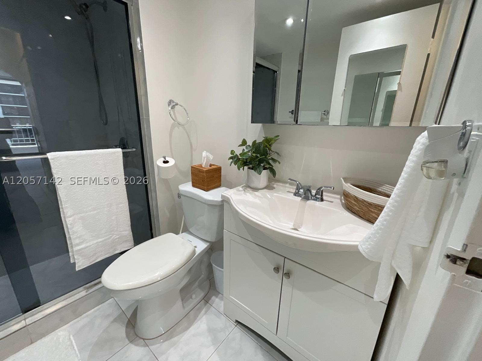 200 SE 15th Rd #7H, Miami FL 33129