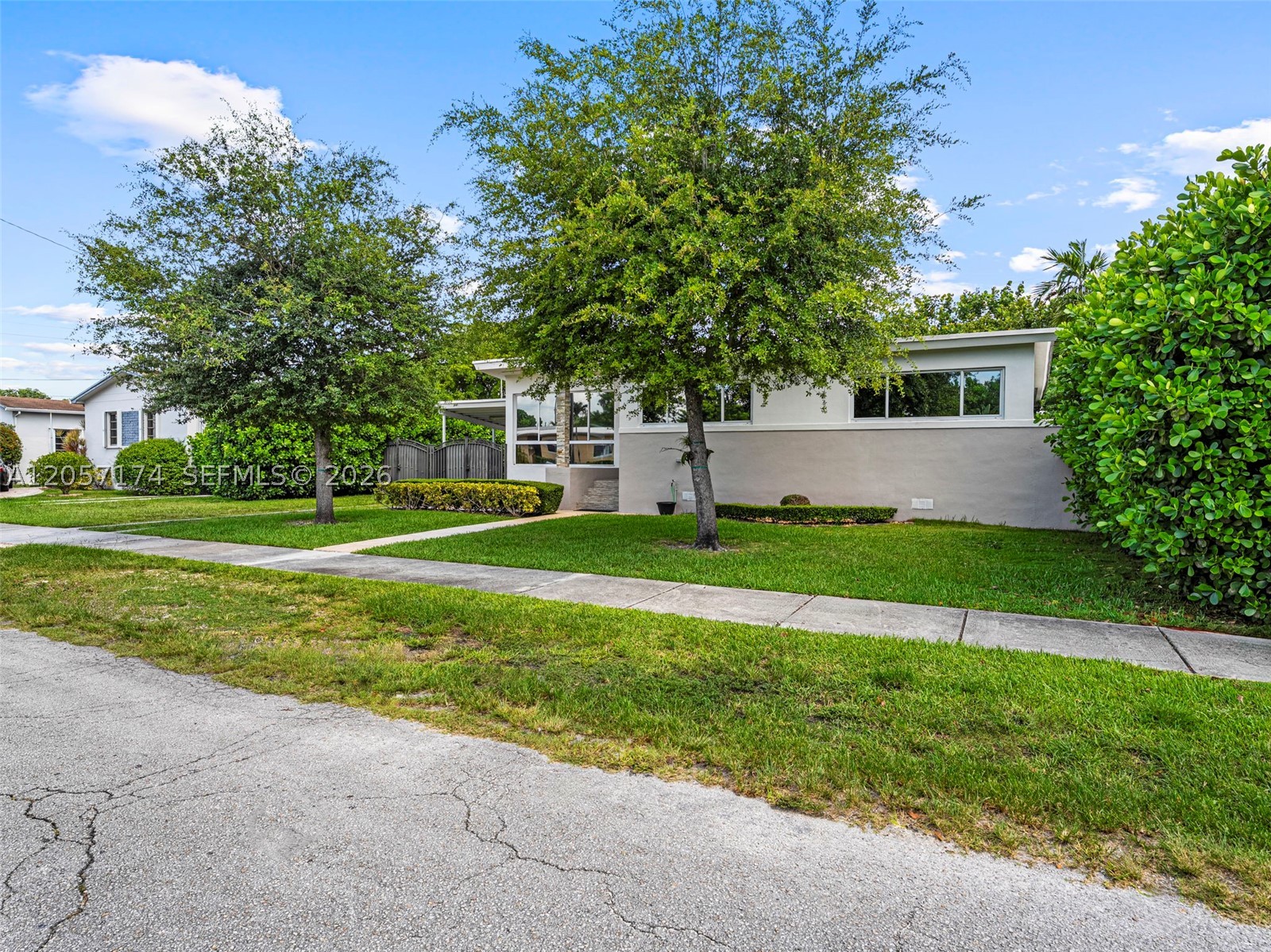 8651 SW 32nd Ter, Miami FL 33155