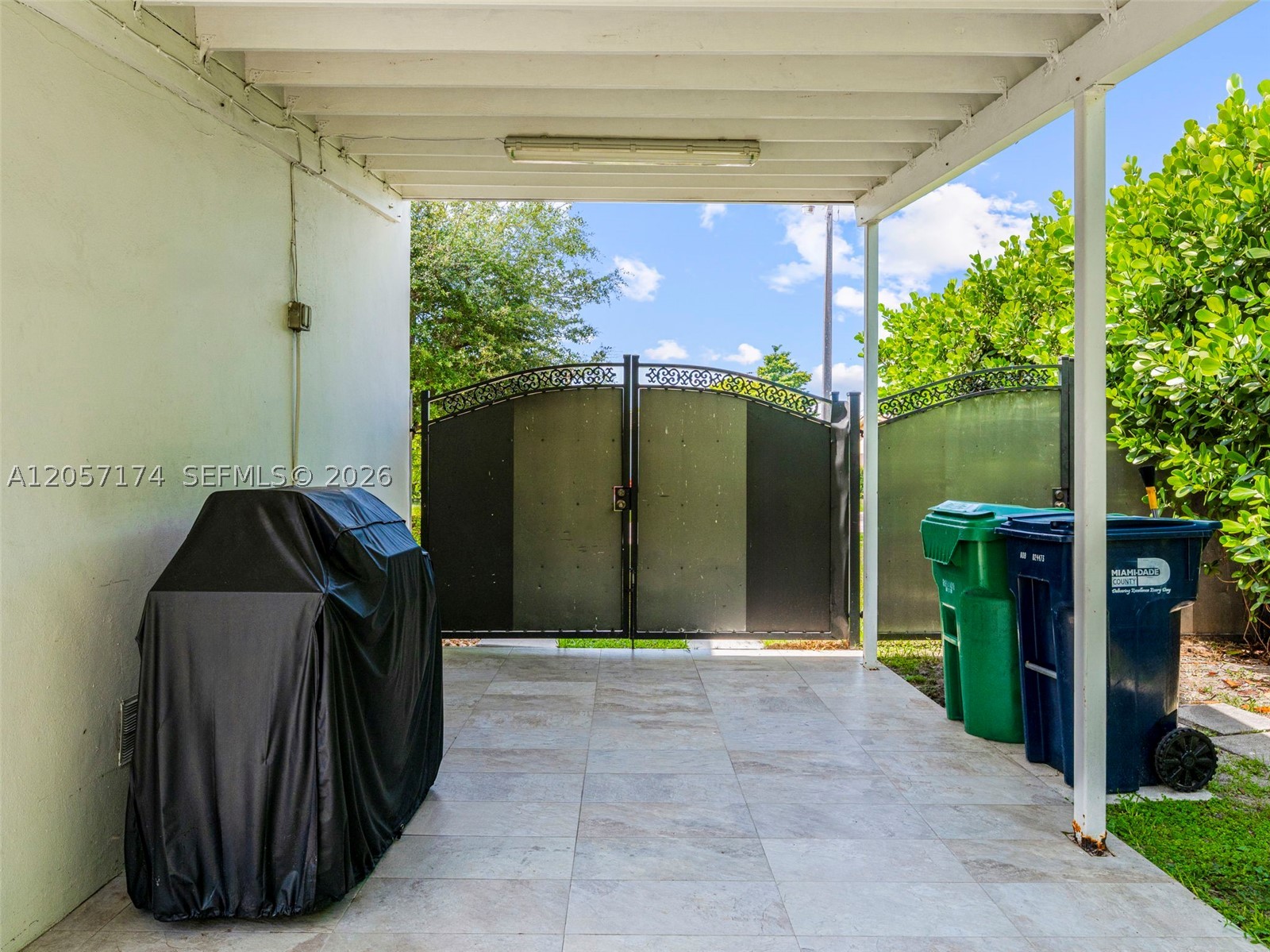 8651 SW 32nd Ter, Miami FL 33155