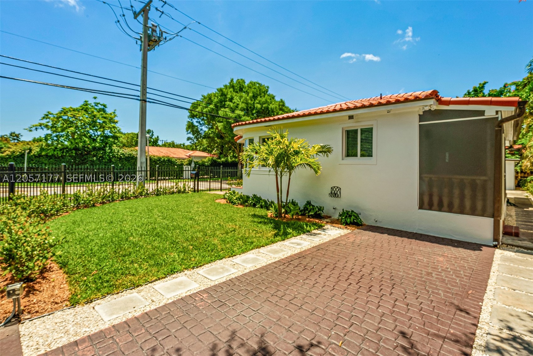 2240 SW 24th Ave, Miami FL 33145