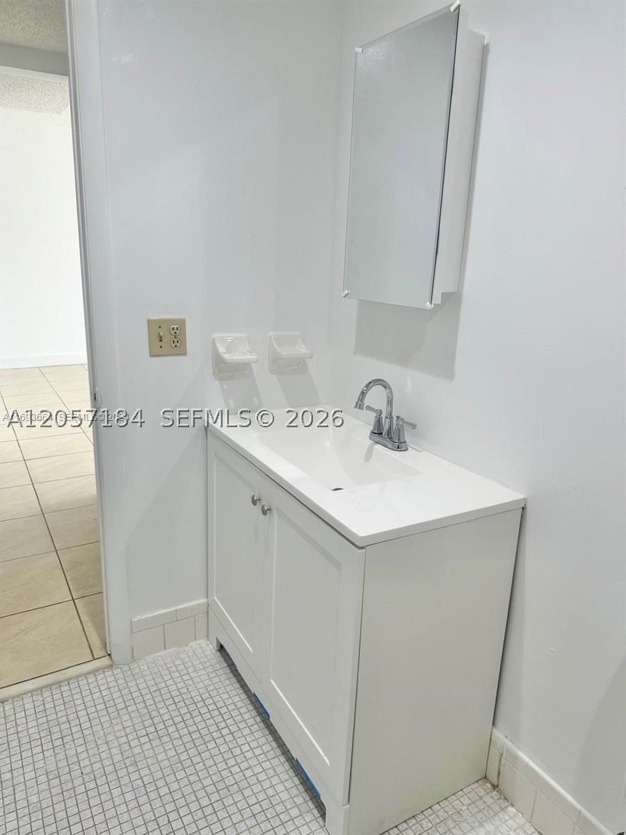 10090 NW 80th Ct #1542, Hialeah Gardens FL 33016