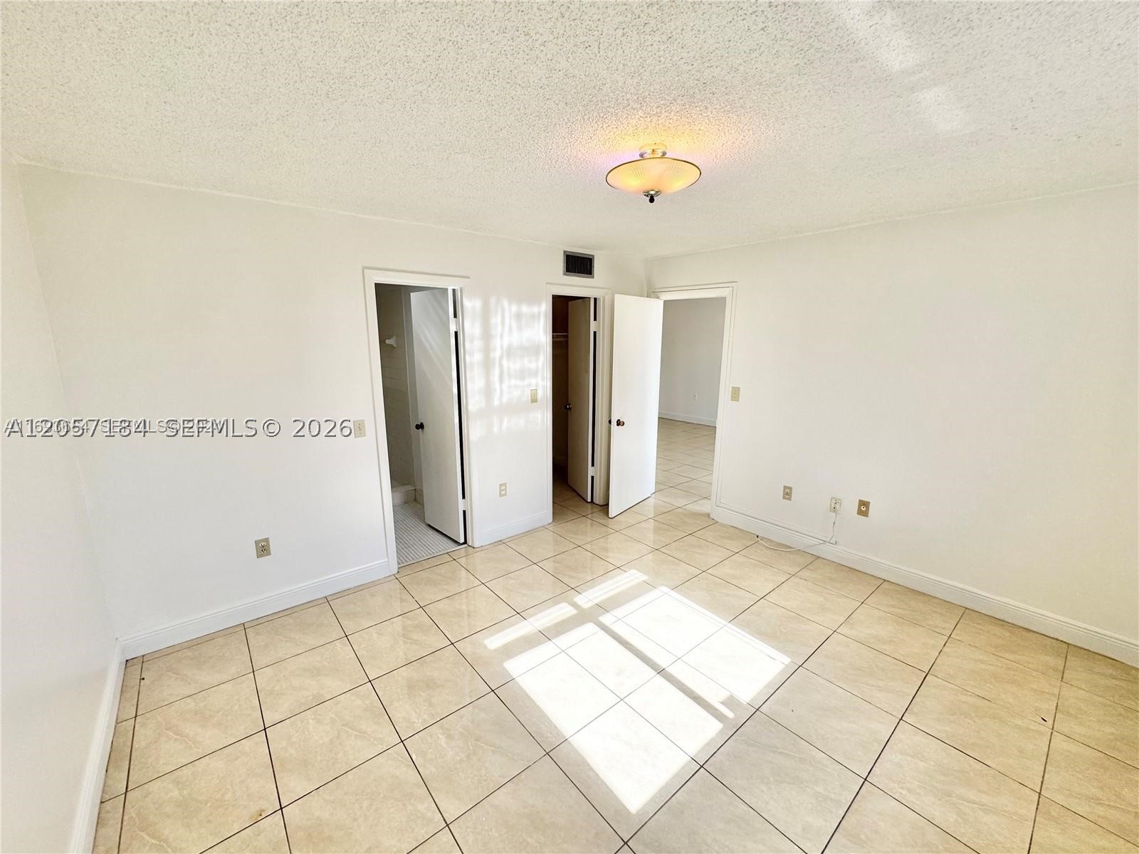 10090 NW 80th Ct #1542, Hialeah Gardens FL 33016