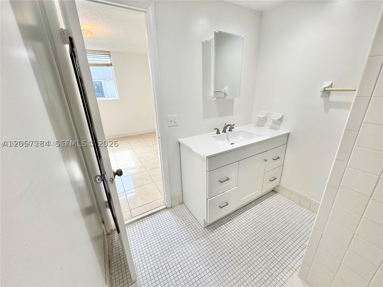 10090 NW 80th Ct #1542, Hialeah Gardens FL 33016