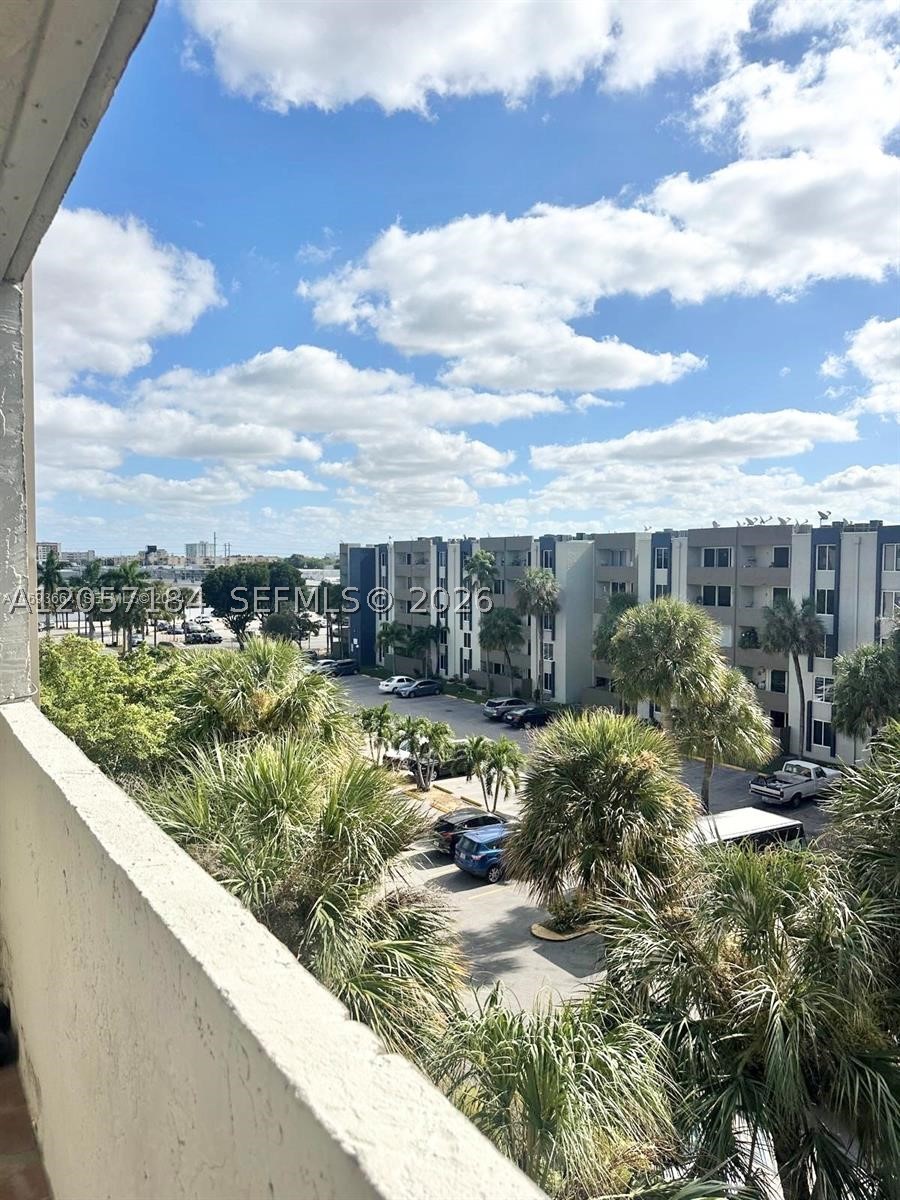 10090 NW 80th Ct #1542, Hialeah Gardens FL 33016