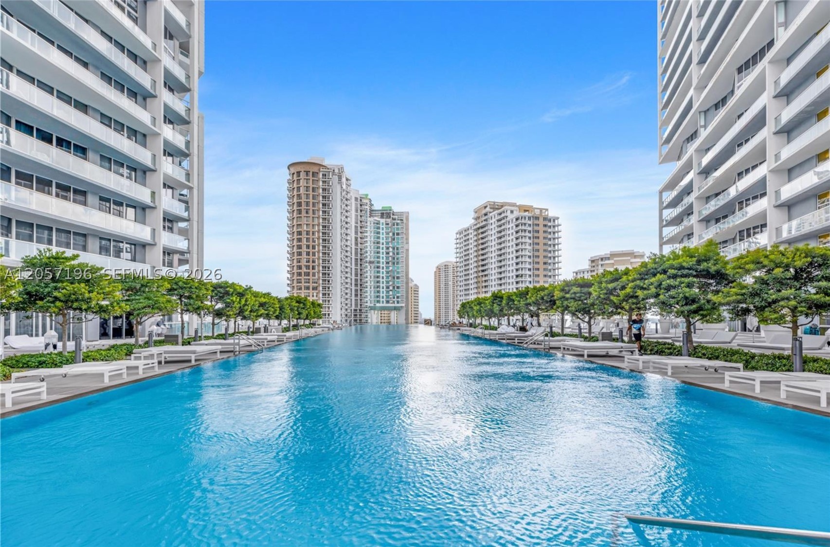 475 Brickell Ave #3411, Miami FL 33131