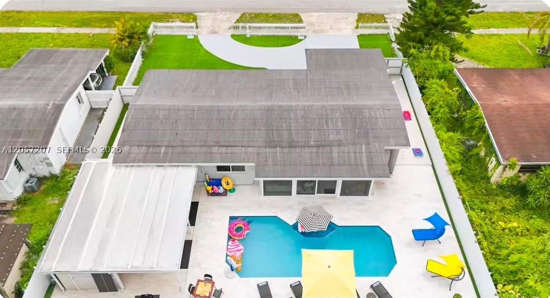561 NE 172nd St, North Miami Beach FL 33162