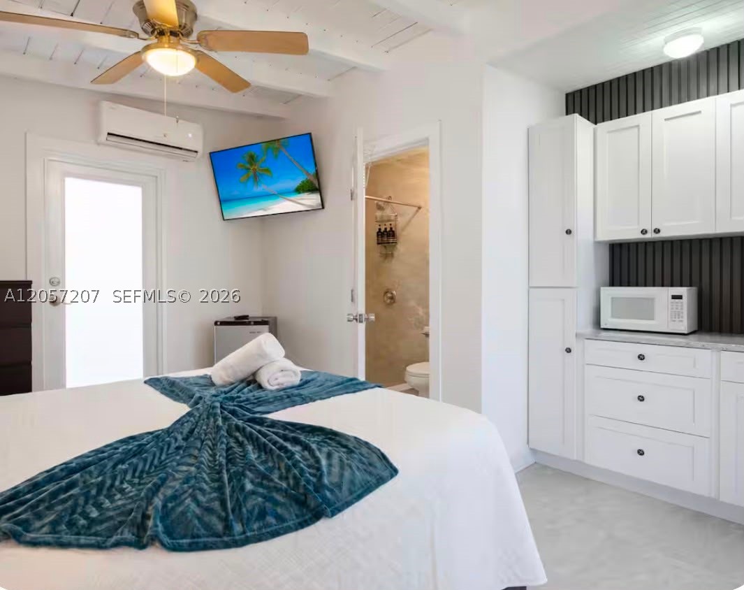 561 NE 172nd St, North Miami Beach FL 33162