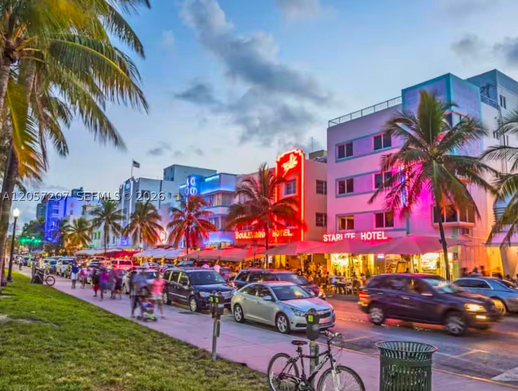 561 NE 172nd St, North Miami Beach FL 33162
