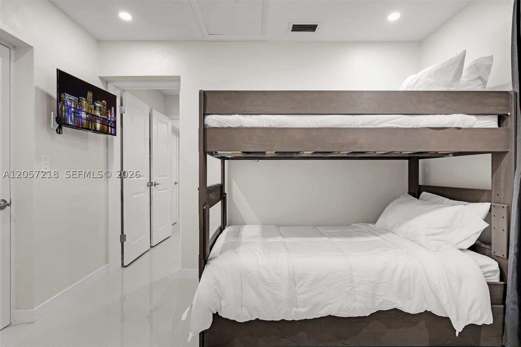 1075 NE 12 AVE #1075, Homestead FL 33030