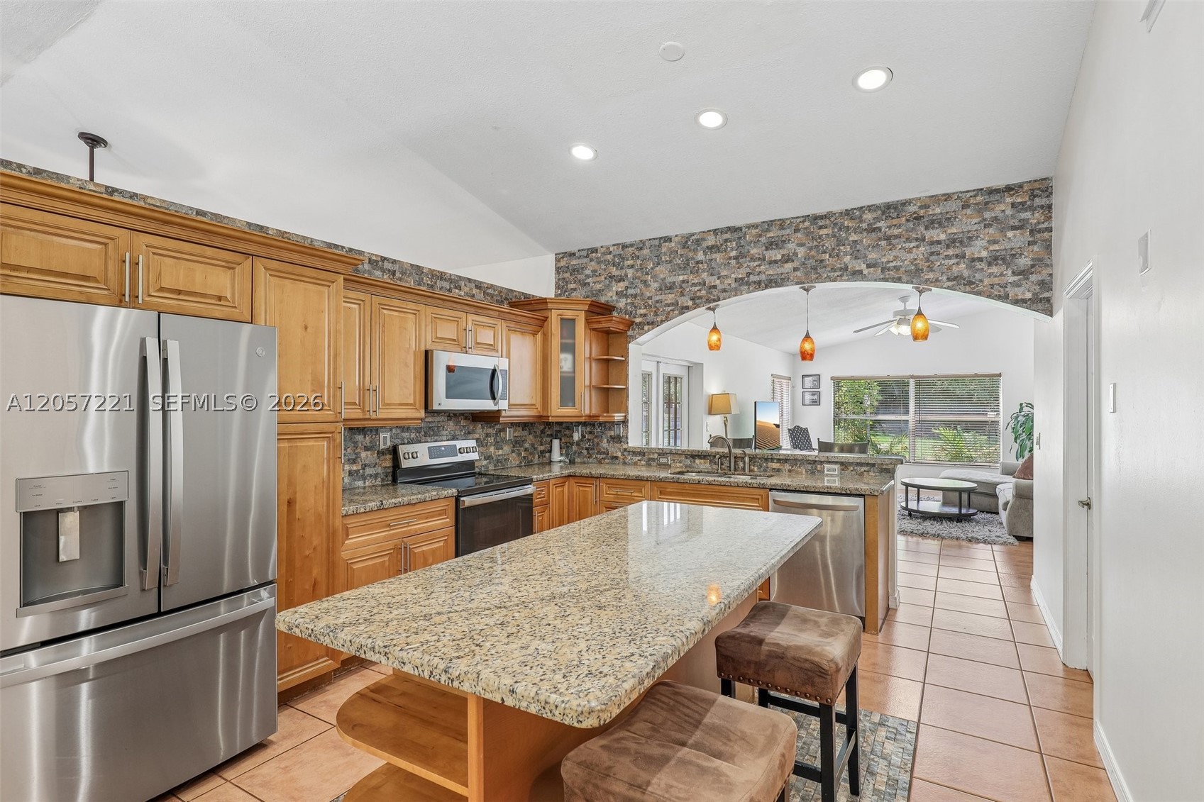 13100 NW 11th Dr, Sunrise FL 33323