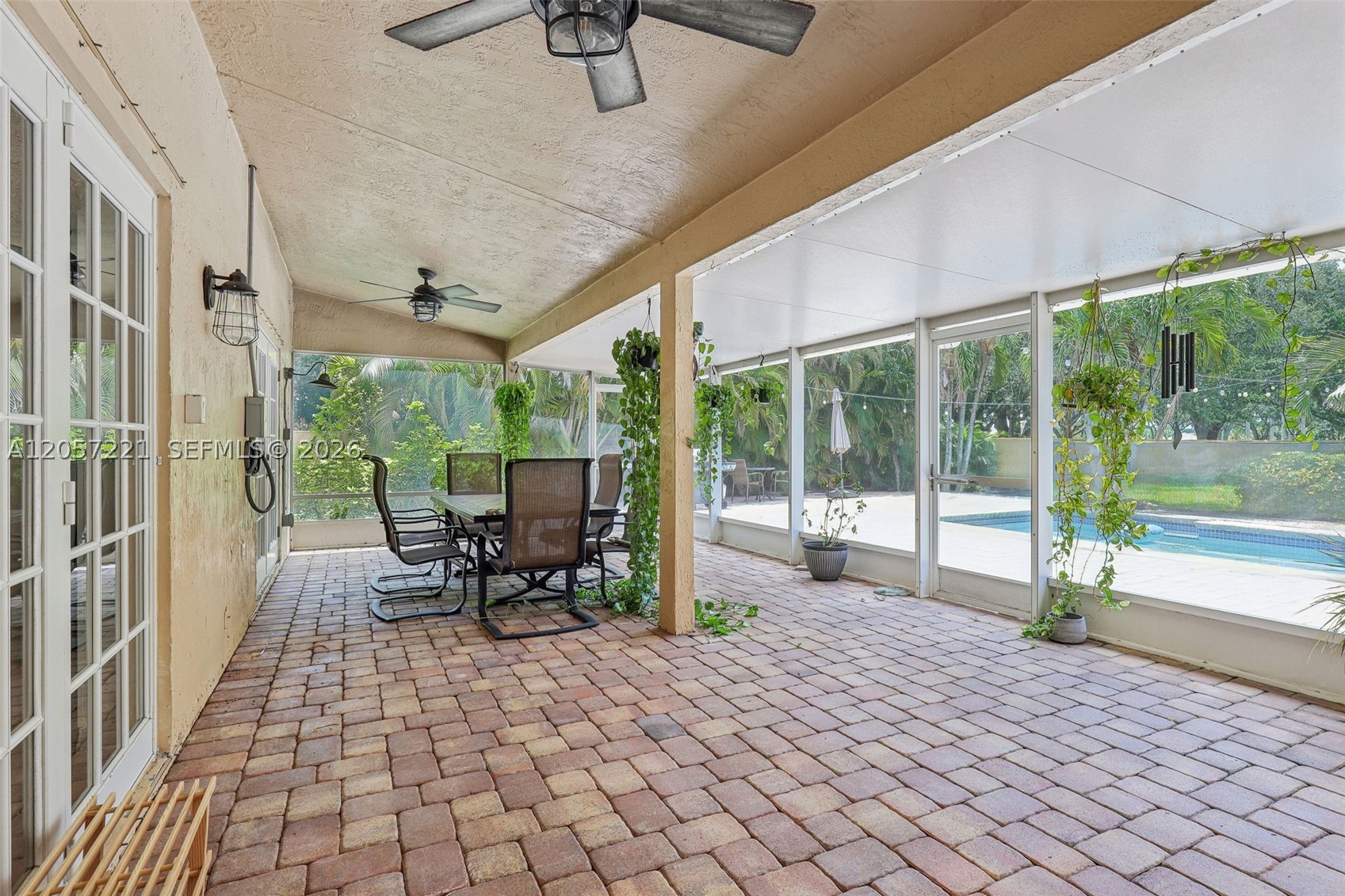 13100 NW 11th Dr, Sunrise FL 33323