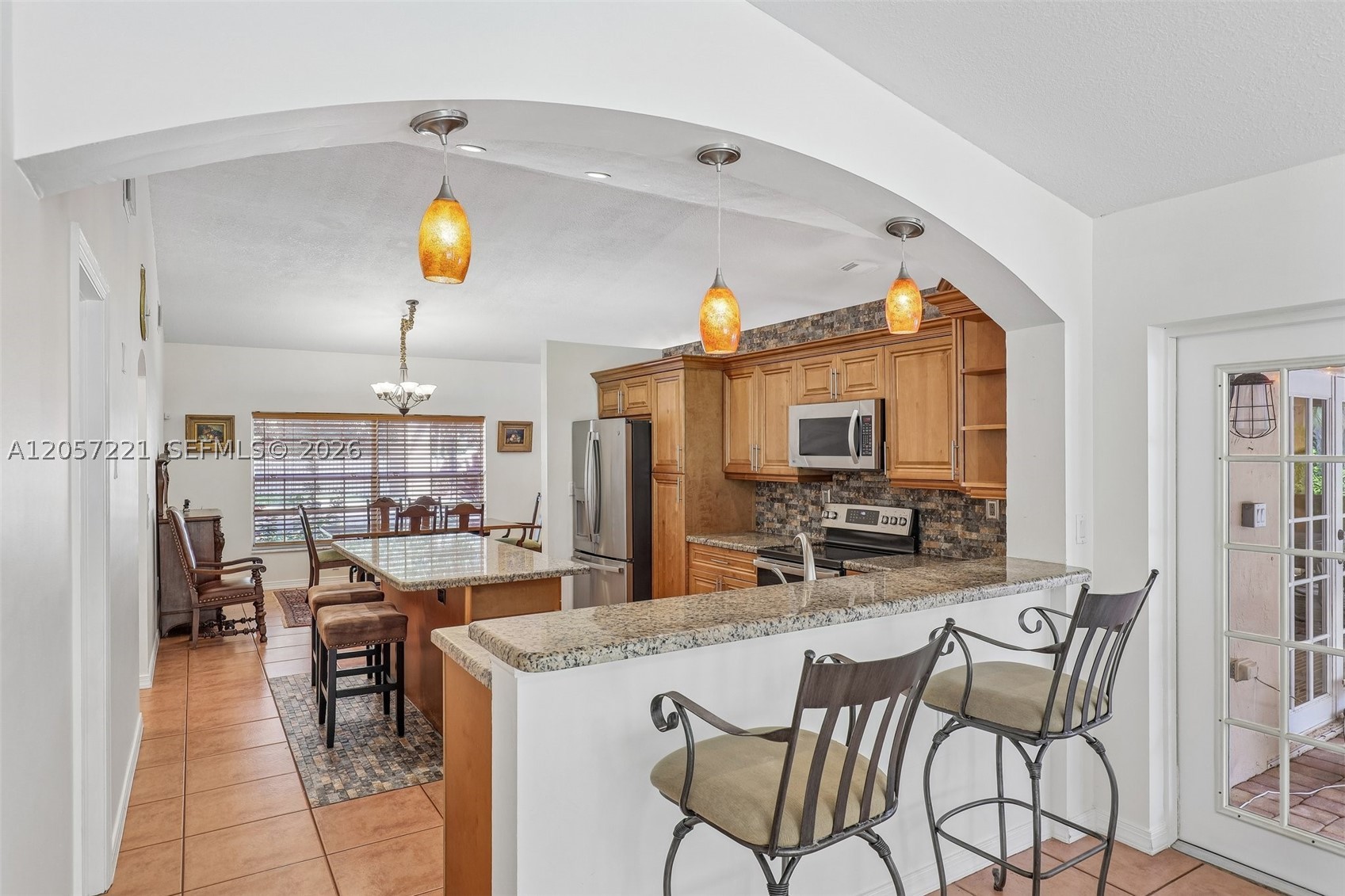 13100 NW 11th Dr, Sunrise FL 33323
