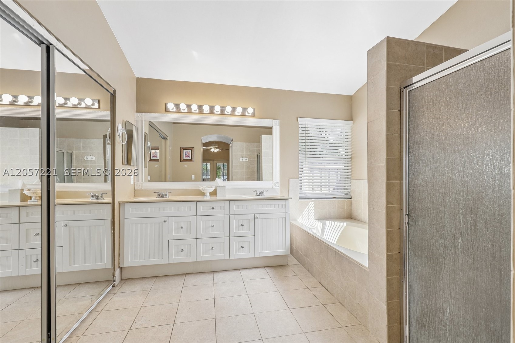 13100 NW 11th Dr, Sunrise FL 33323