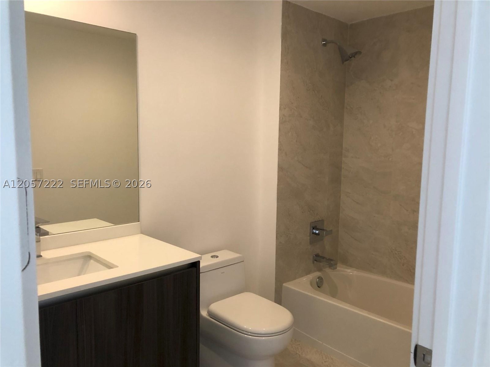 488 NE 18th St #215, Miami FL 33132