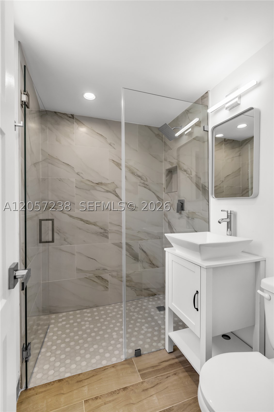 5991 SW 76th St #B5, South Miami FL 33143