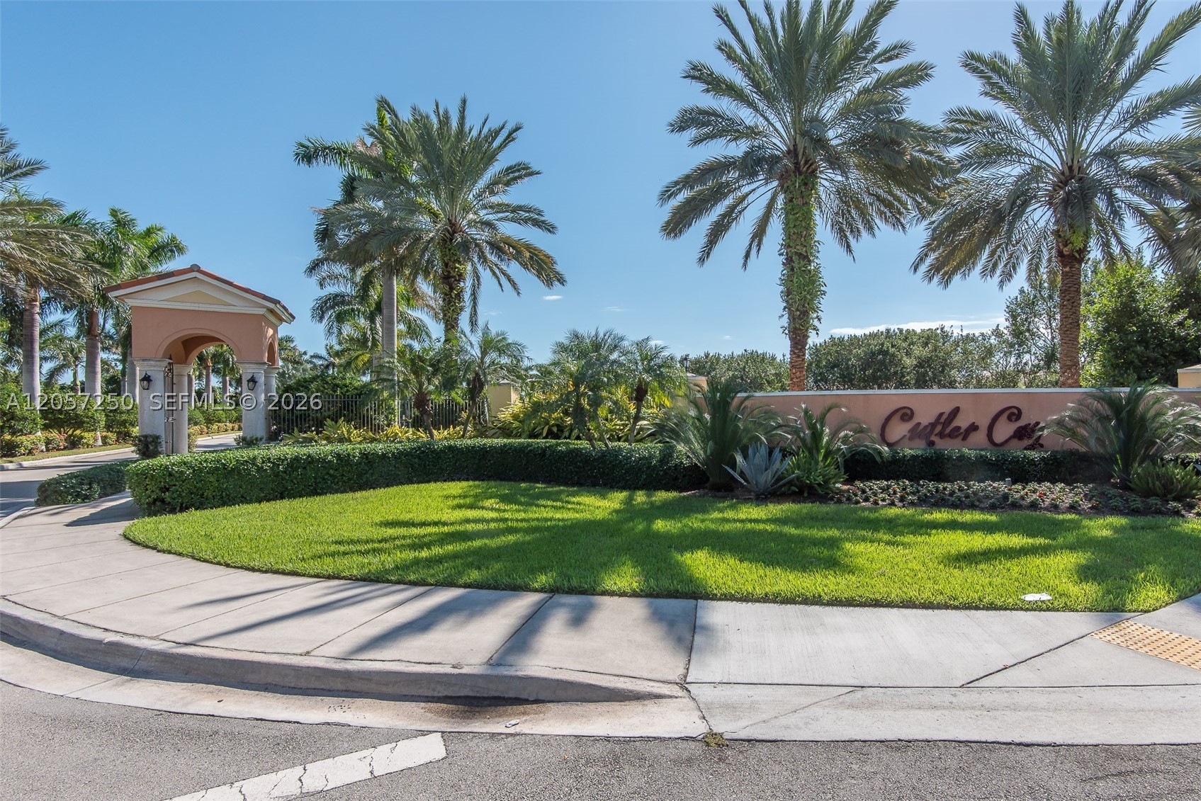 7833 SW 194th Ter, Cutler Bay FL 33157