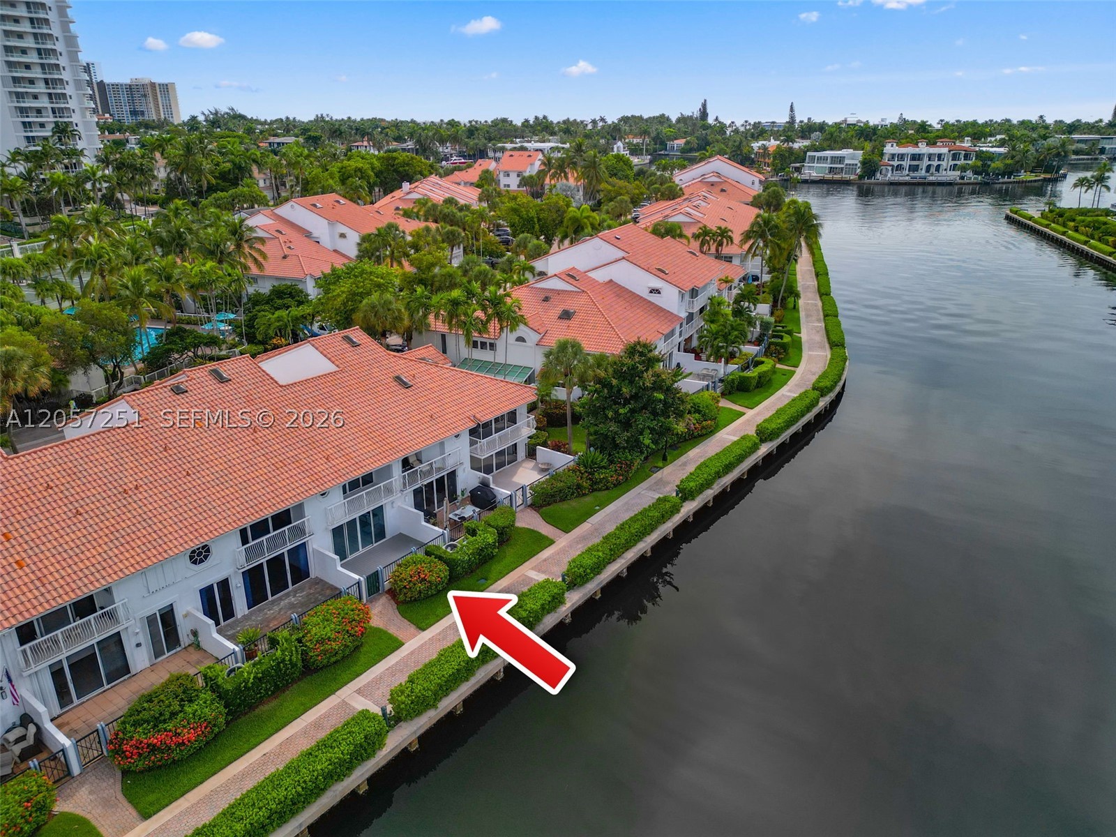 3750 NE 209th Ter, Aventura FL 33180