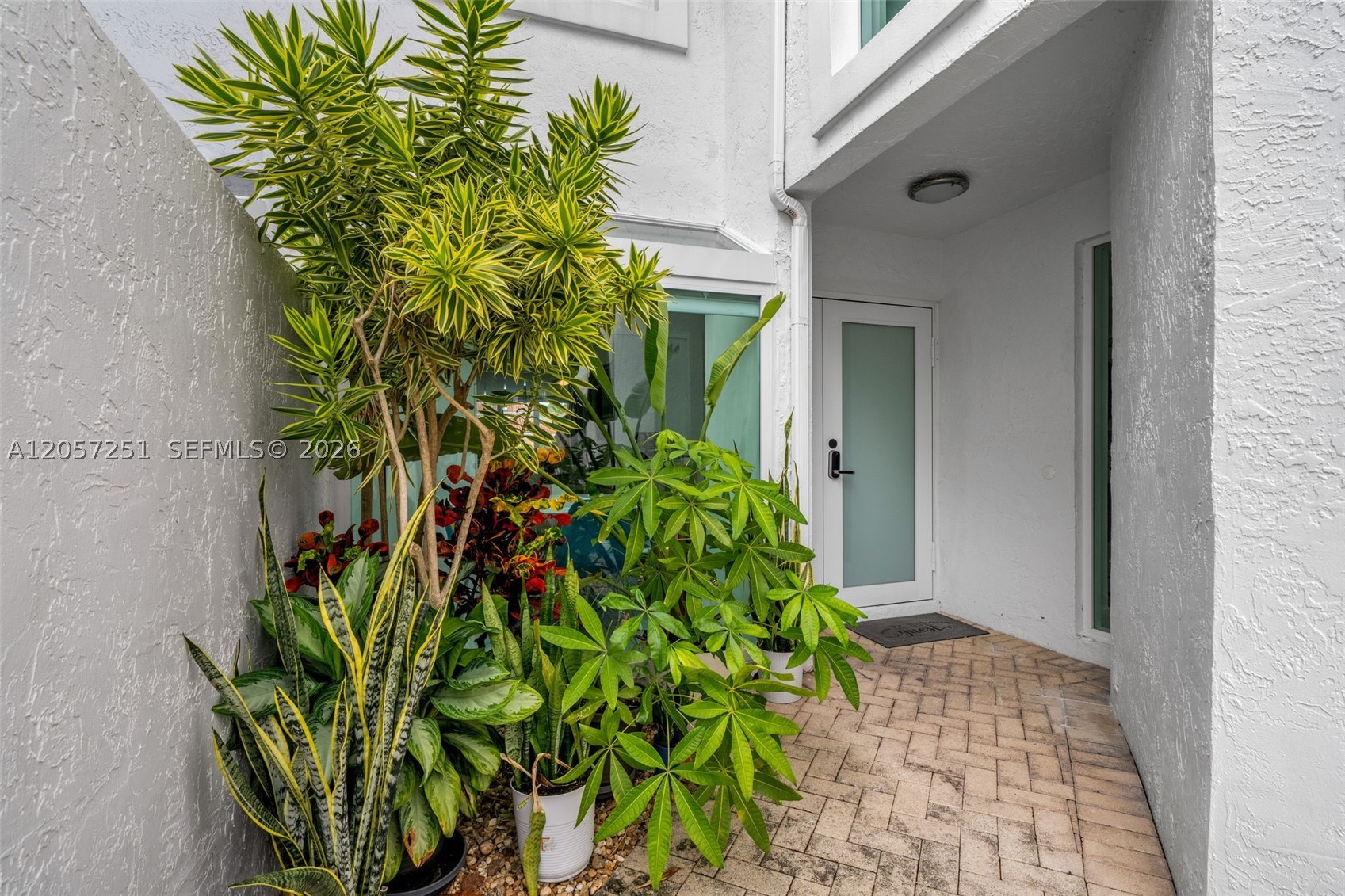 3750 NE 209th Ter, Aventura FL 33180