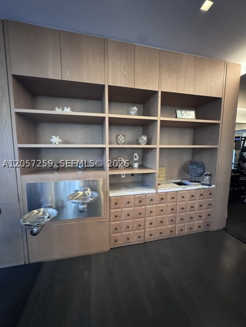 801 S Miami Ave #408, Miami FL 33130