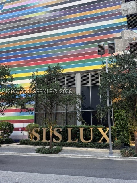 801 S Miami Ave #408, Miami FL 33130
