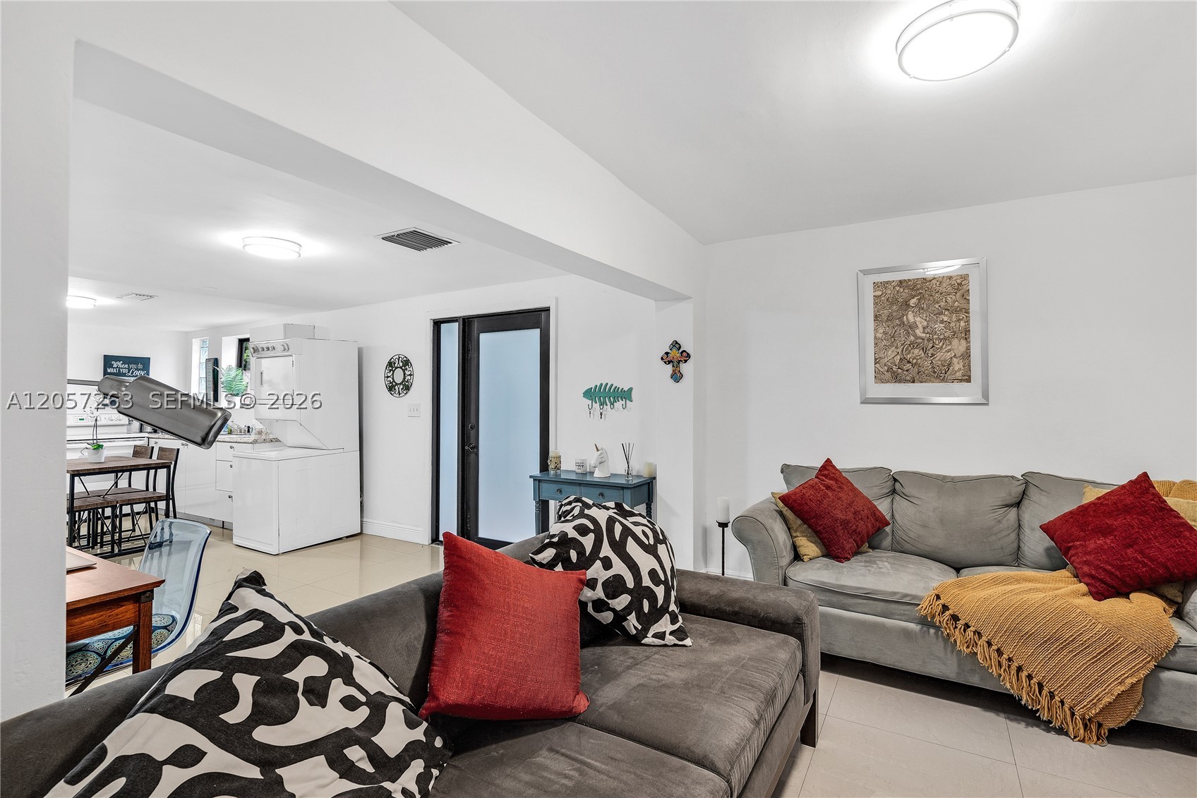 519 nw 52 st #0, Miami FL 33127