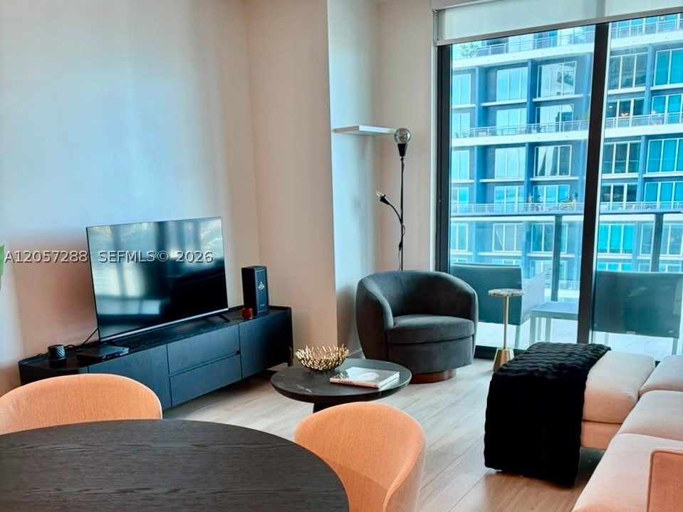 1300 S Miami Ave #3808, Miami FL 33130