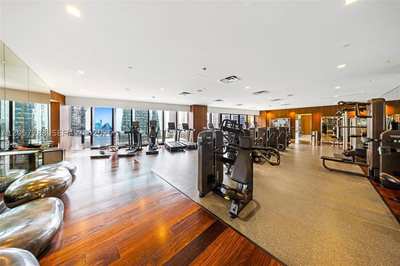 1300 S Miami Ave #3808, Miami FL 33130