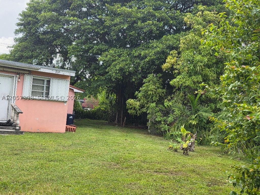 881 Albatross St, Miami Springs FL 33166