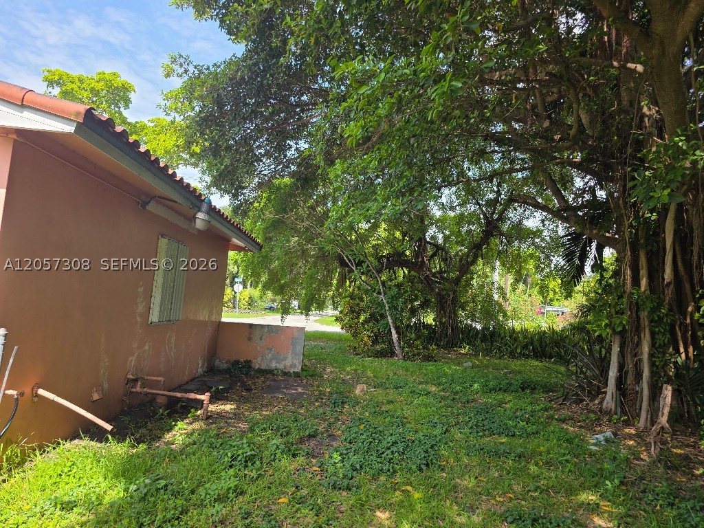881 Albatross St, Miami Springs FL 33166