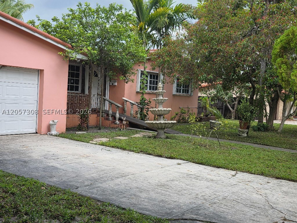 881 Albatross St, Miami Springs FL 33166