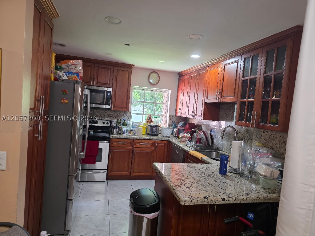 881 Albatross St, Miami Springs FL 33166