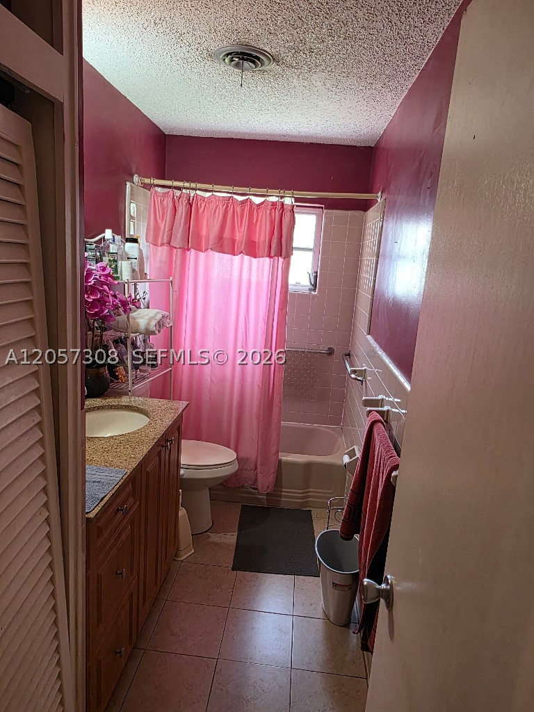 881 Albatross St, Miami Springs FL 33166
