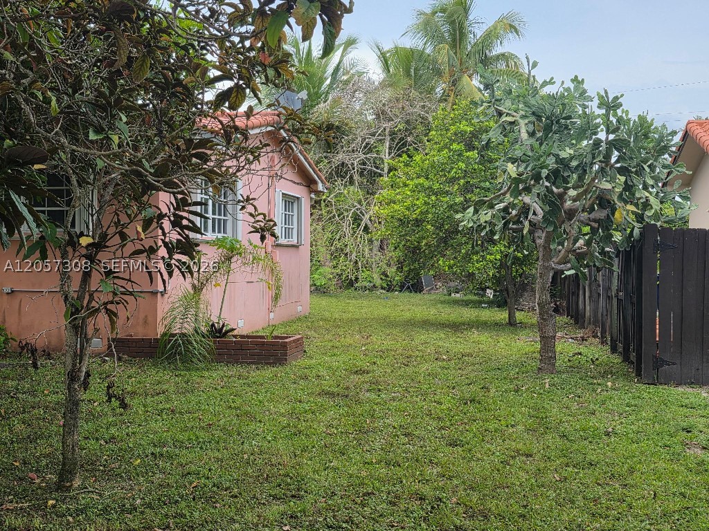 881 Albatross St, Miami Springs FL 33166