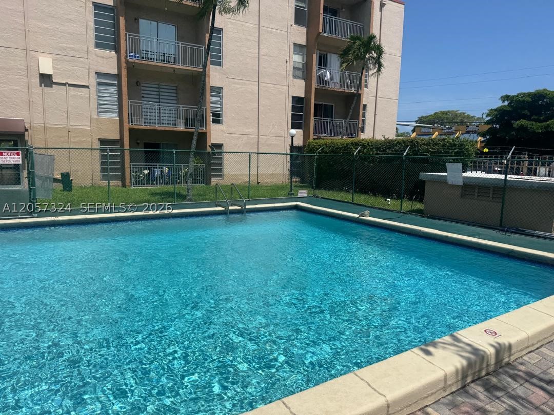 4725 NW 7th St #206-3, Miami FL 33126