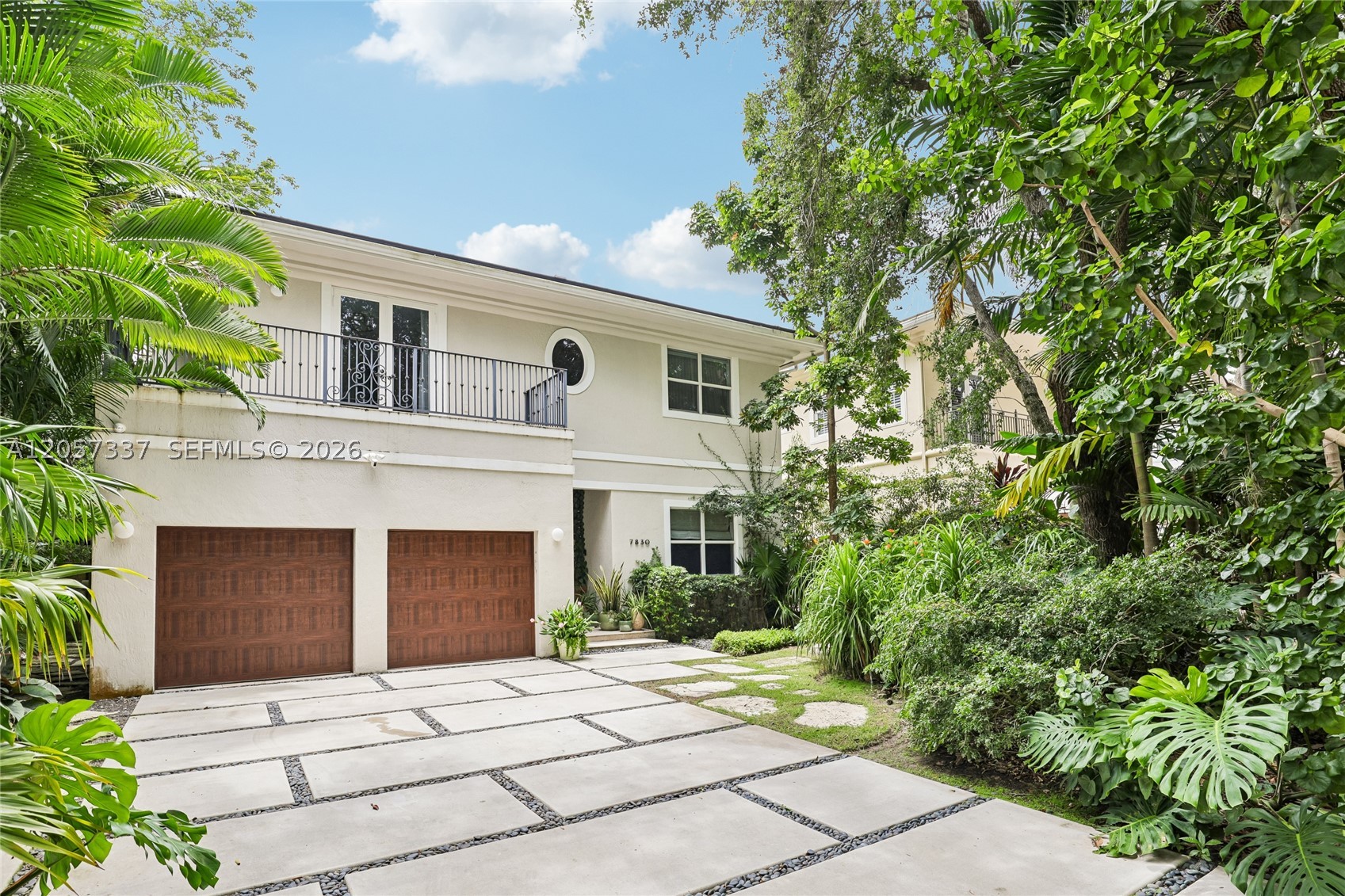 7830 SW 48th Ct, Miami FL 33143